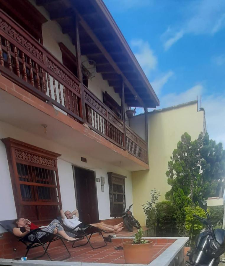 Cafe Racer Hostel Jardín Exterior foto